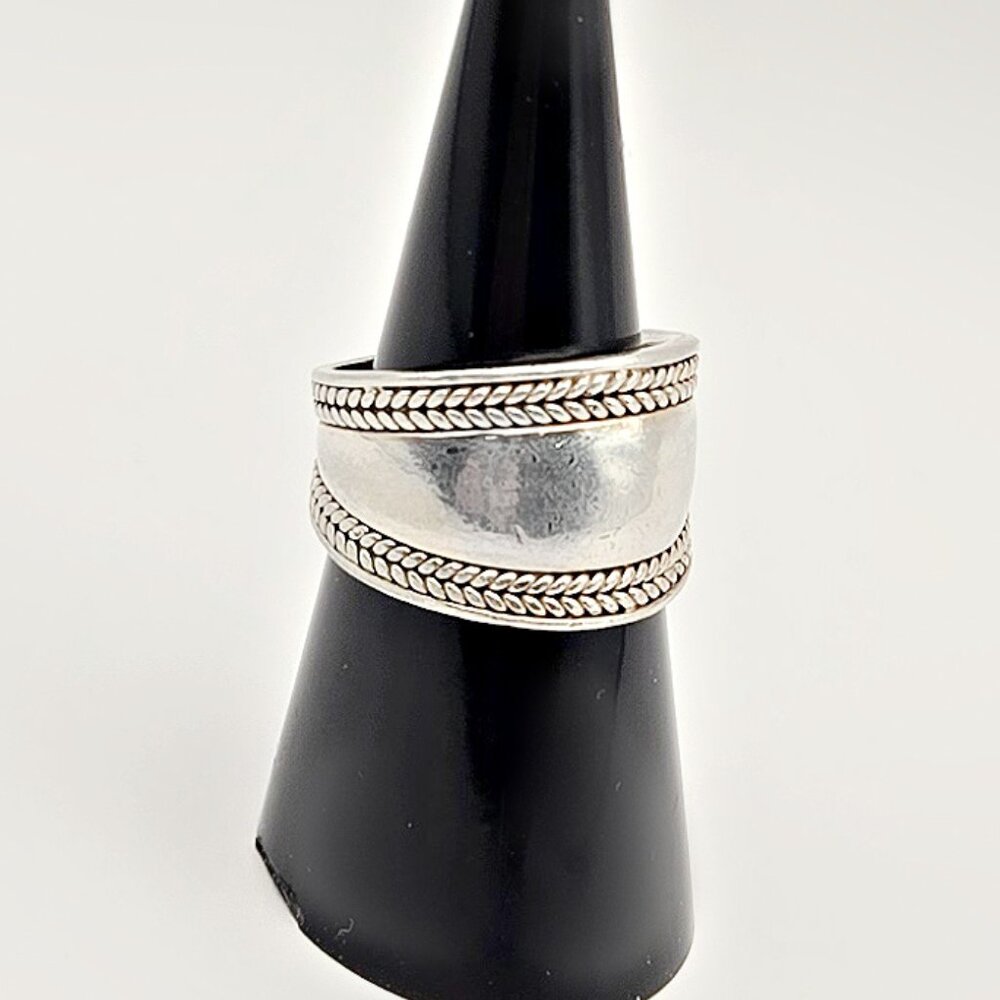 Vintage Sterling Silver Wide Band Ring Size 7.5 | Rope Edge Dome Ring